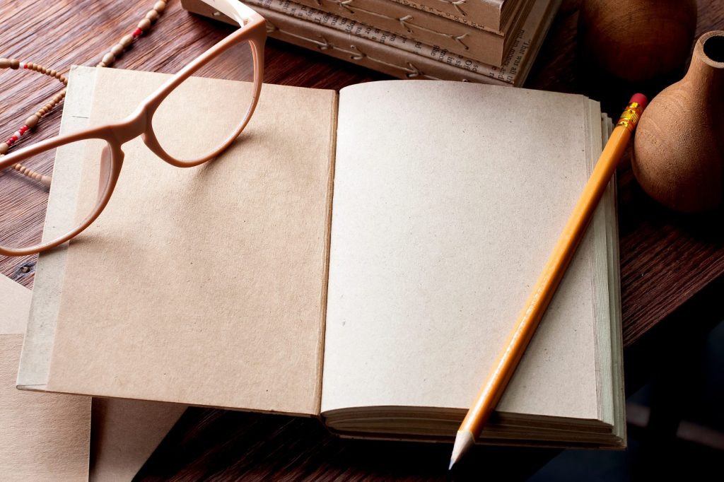 C'est difficile d'écrire un livre, le biographe vous aide à écrire un livre sur votre vie ou tout autre livre